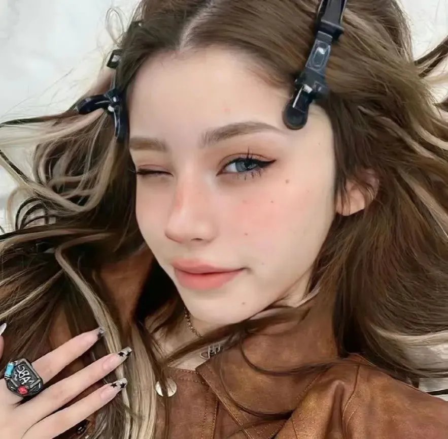 每逢国庆思佳婿